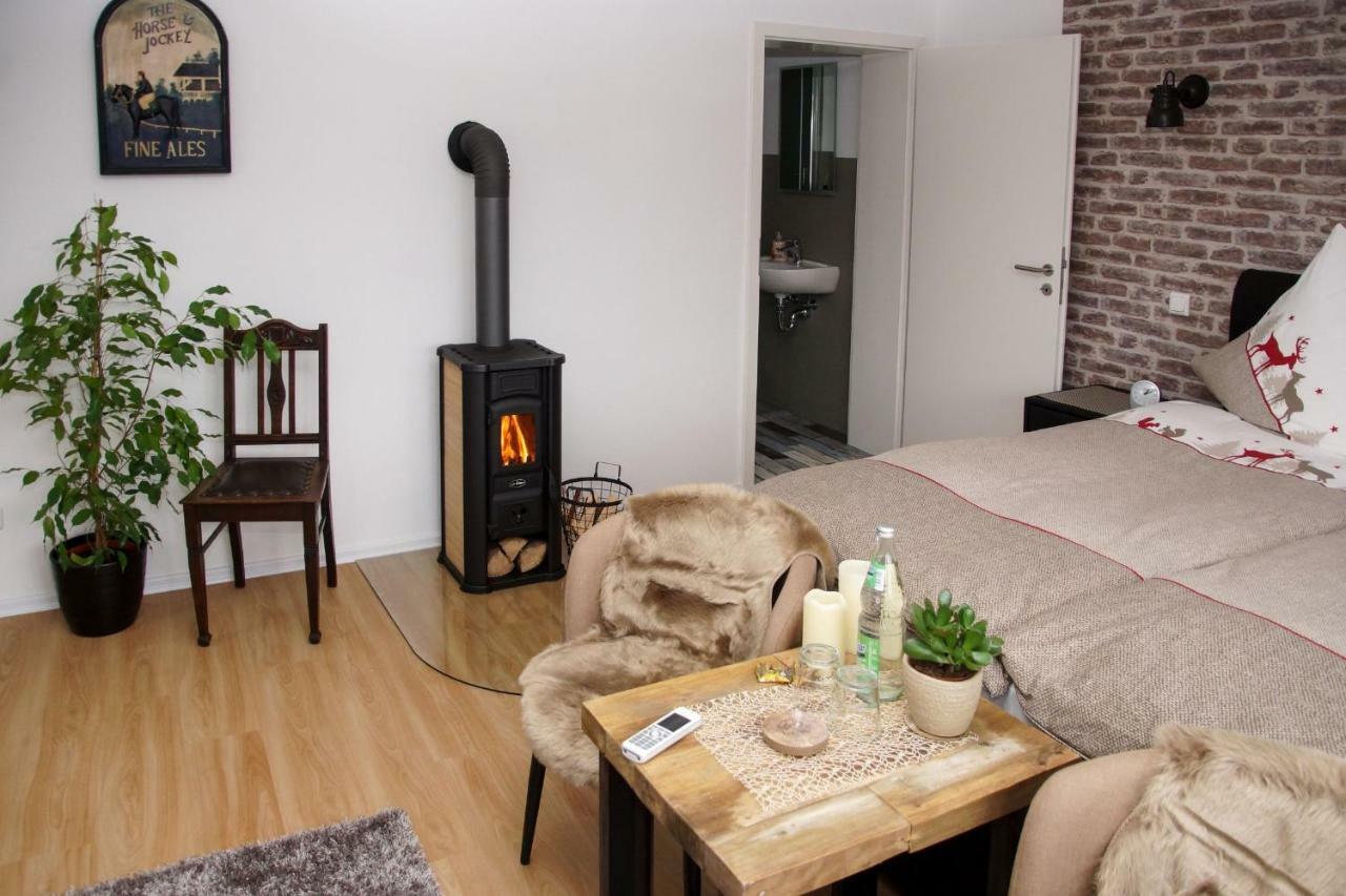 Waldsolms Gaestehaus Koehler מראה חיצוני תמונה